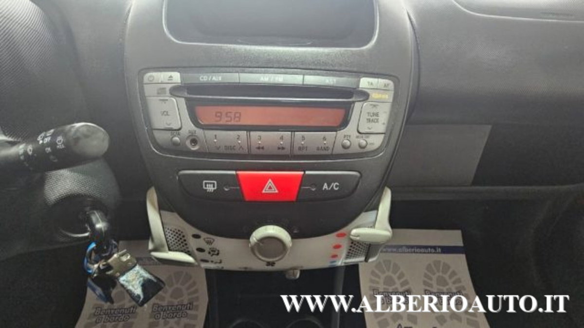 Peugeot 107 68CV 5p. Active (17)