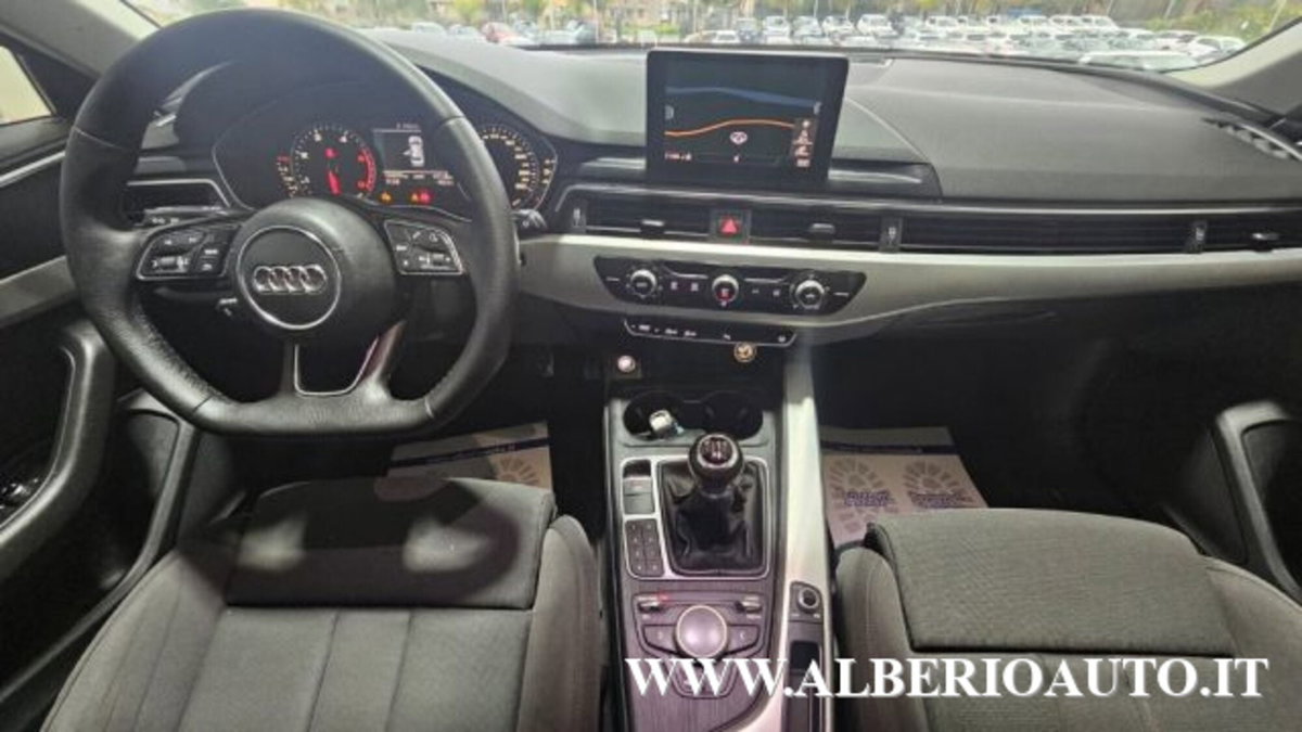 Audi A4 2.0 TDI 190 CV S tronic S line edition (15)