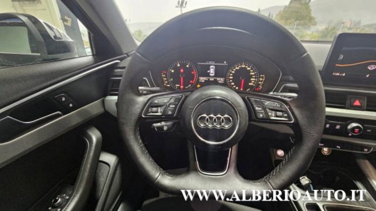 Audi A4 2.0 TDI 190 CV S tronic S line edition (20)