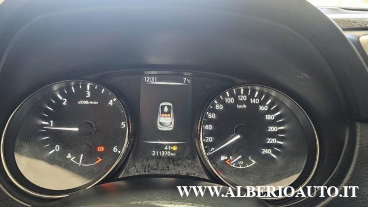 Nissan Qashqai 1.5 dCi DPF Acenta (15)