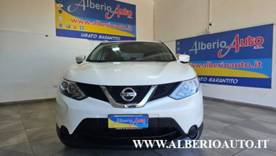 Nissan Qashqai 1.5 dCi DPF Acenta (2)