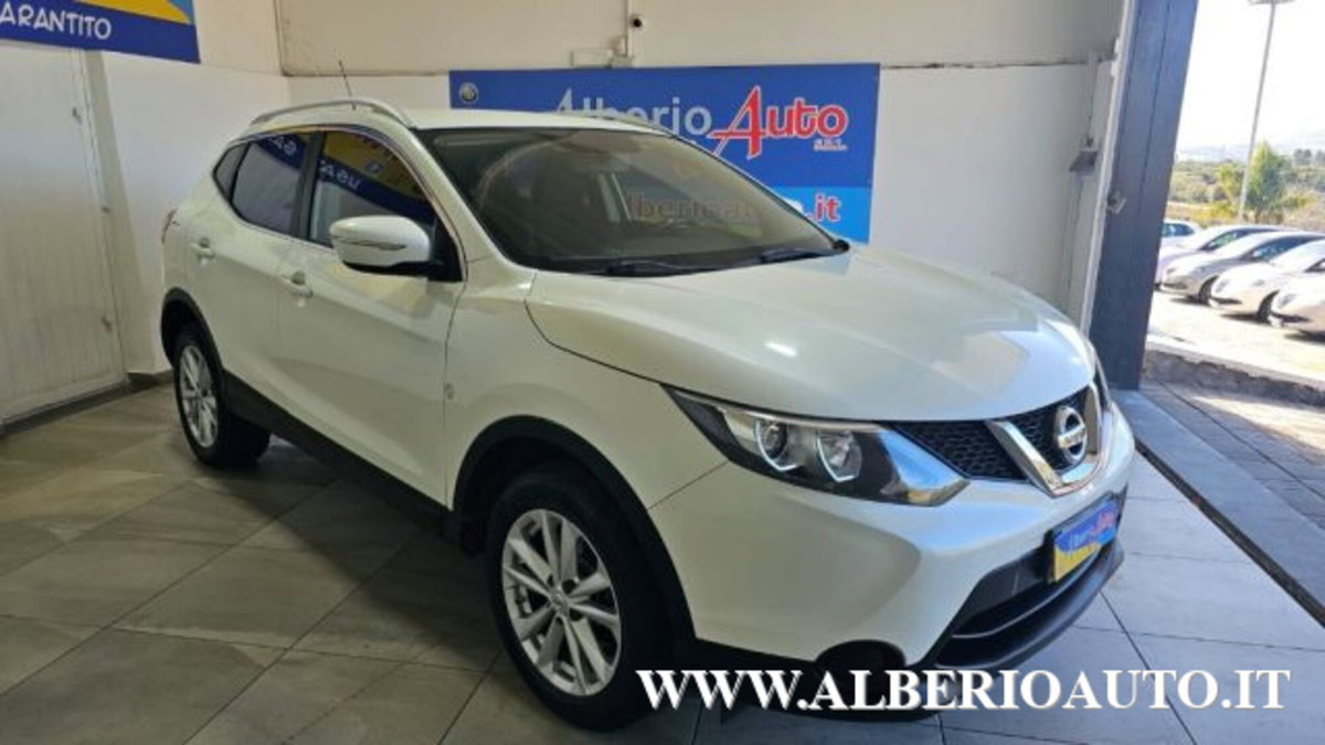 Nissan Qashqai 1.5 dCi DPF Acenta (3)