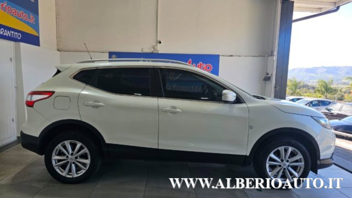 Nissan Qashqai 1.5 dCi DPF Acenta (4)