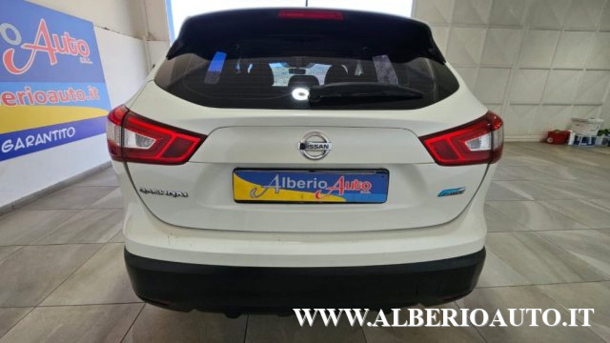 Nissan Qashqai 1.5 dCi DPF Acenta (9)