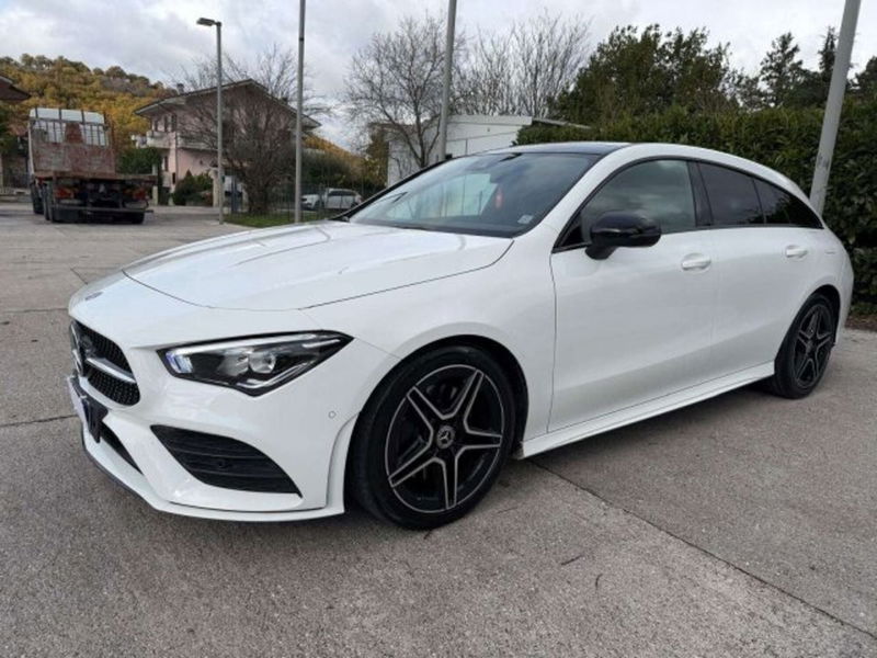 Mercedes-Benz CLA Shooting Brake 200 d AMG Line Premium Plus auto