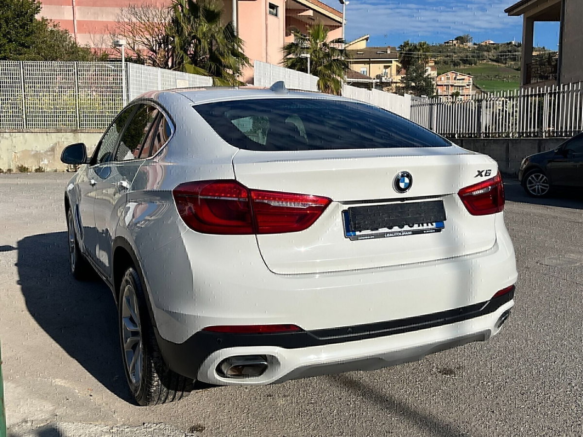BMW X6 xDrive30d 258CV Extravagance (11)