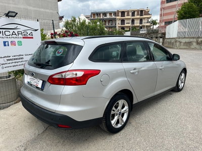 Ford Focus Station Wagon 1.6 TDCi 115 CV SW Titanium (7)