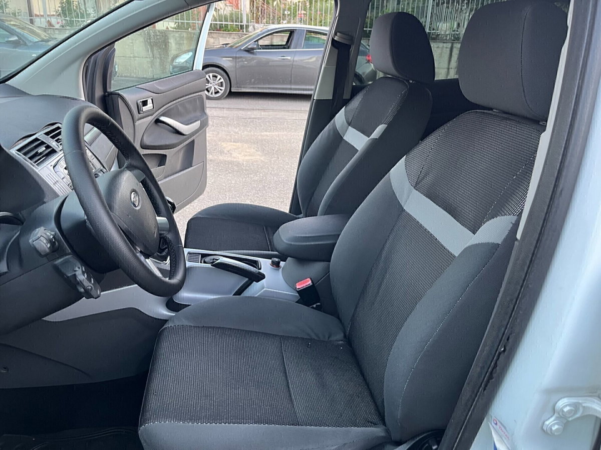 Ford Kuga 2.0 TDCi 136 CV 2WD Titanium DPF (12)