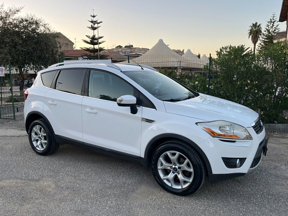 Ford Kuga 2.0 TDCi 136 CV 2WD Titanium DPF (3)