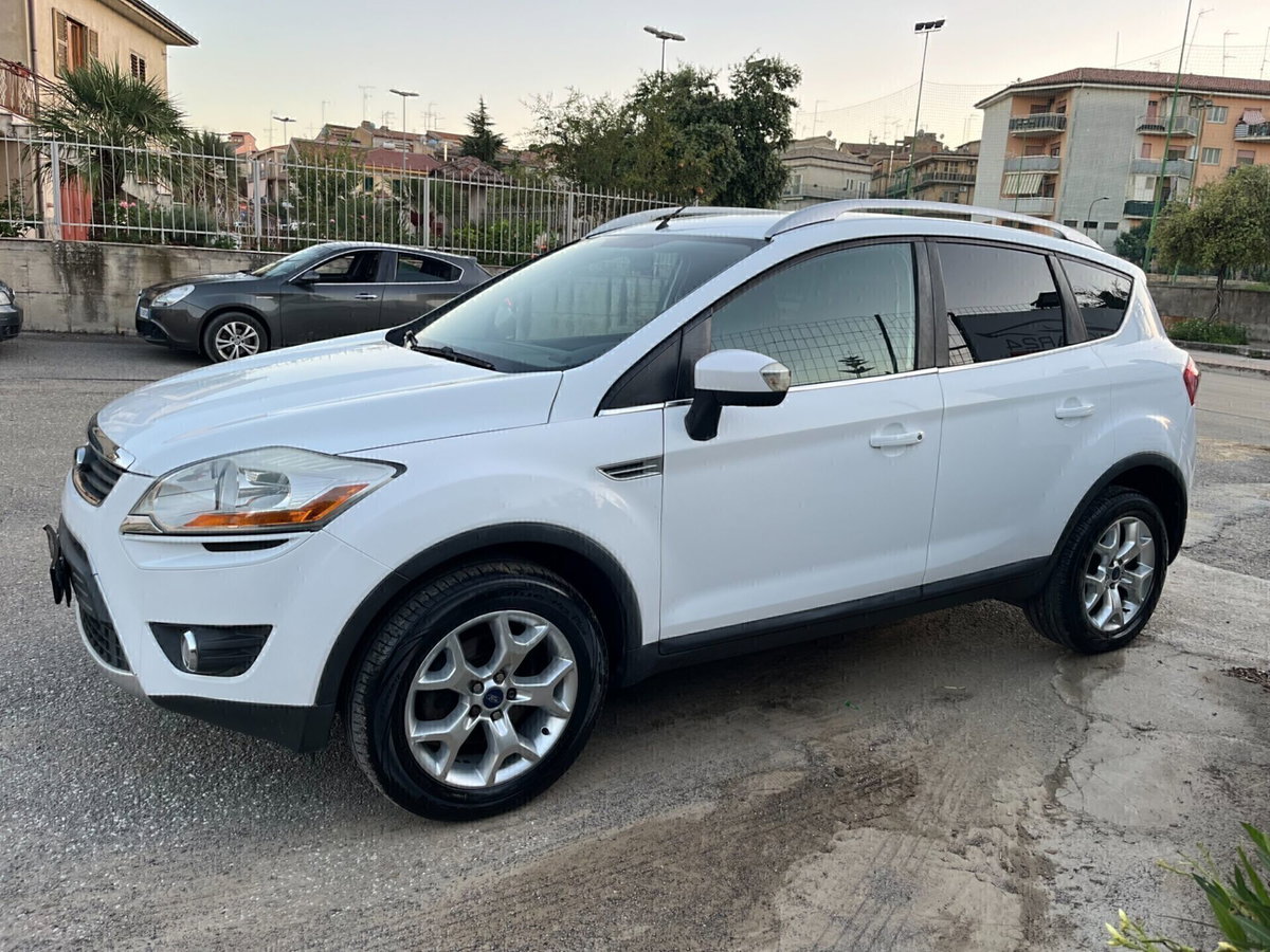Ford Kuga 2.0 TDCi 136 CV 2WD Titanium DPF (6)