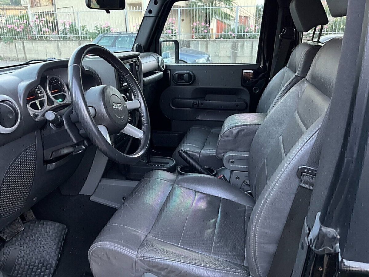 Jeep Wrangler 2.8 CRD DPF Sahara (10)