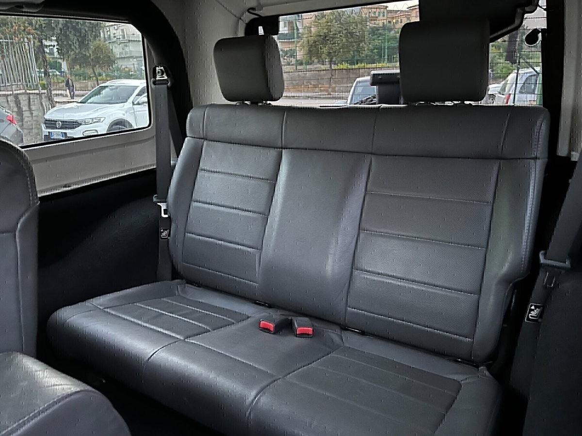 Jeep Wrangler 2.8 CRD DPF Sahara (12)