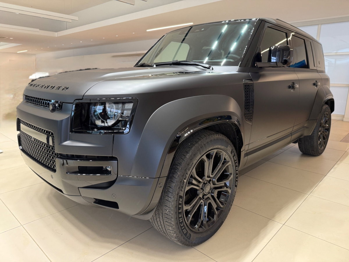 Land Rover Defender 110 4.4 V8 mhev Octa Black awd 635cv auto (12)