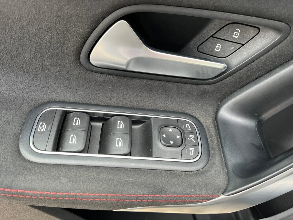 Mercedes-Benz Classe A 200 d Automatic Premium (16)