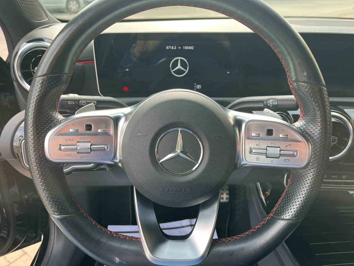 Mercedes-Benz Classe A 200 d Automatic Premium (19)