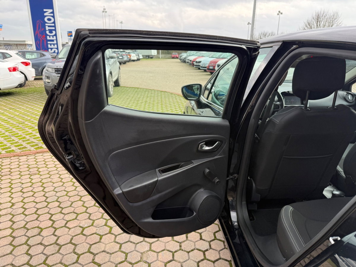Renault Clio 1.5 dCi 90CV 5 porte Dynamique EcoBusiness (17)