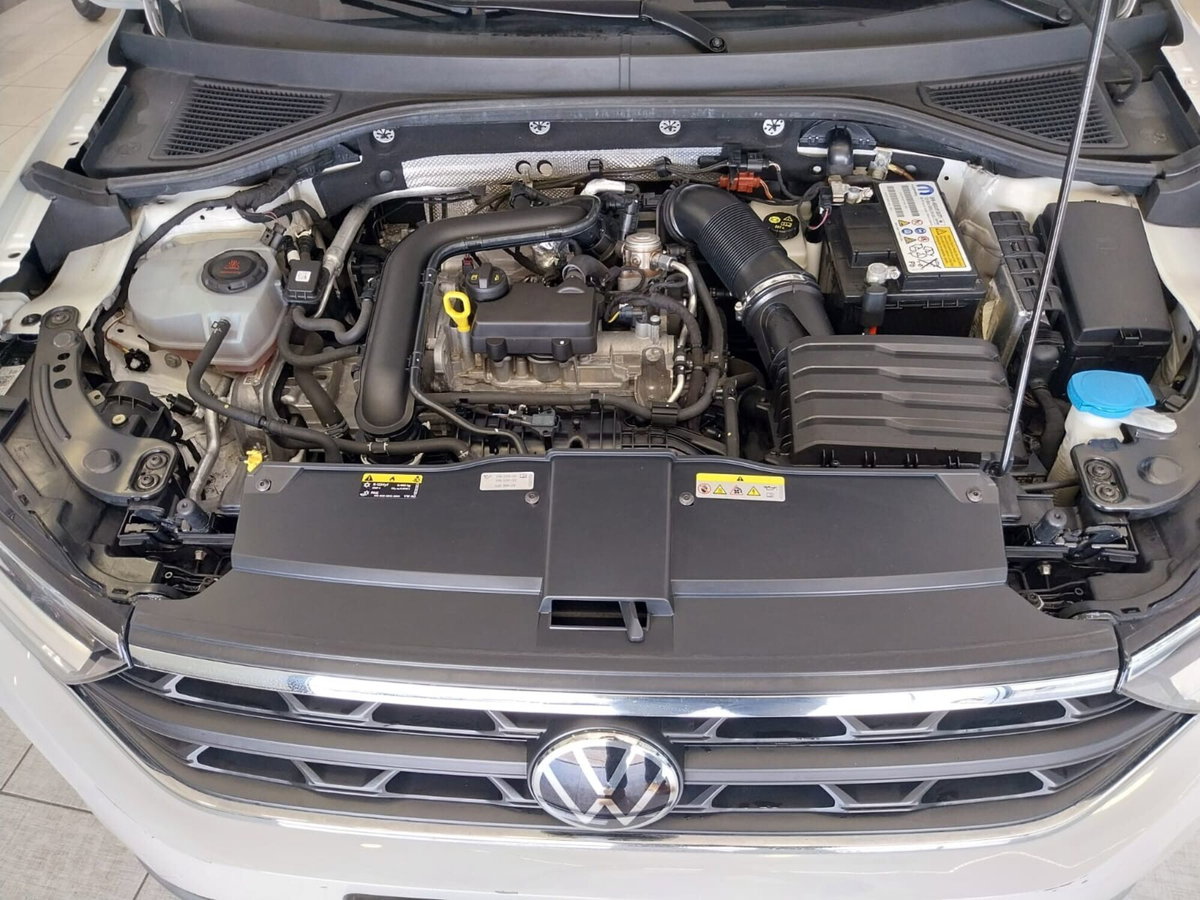 Volkswagen T-Roc 1.0 TSI Life (12)