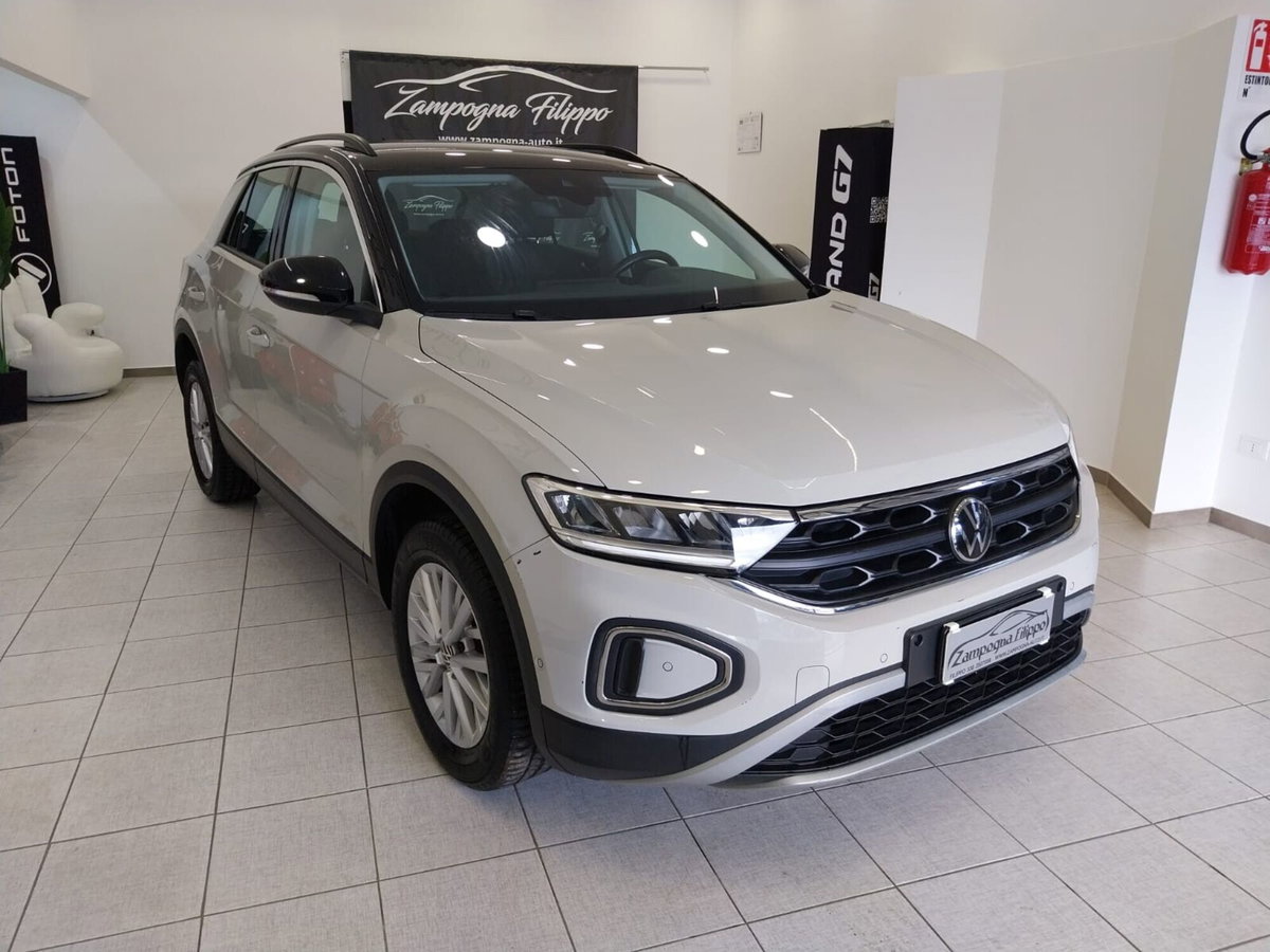 Volkswagen T-Roc 1.0 TSI Life (3)