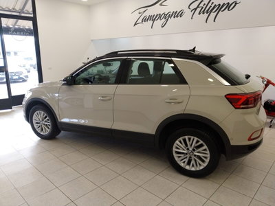 Volkswagen T-Roc 1.0 TSI Life (7)