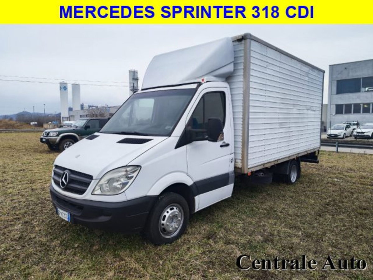 Mercedes-Benz Sprinter T32/32 318 CDI Cabinato