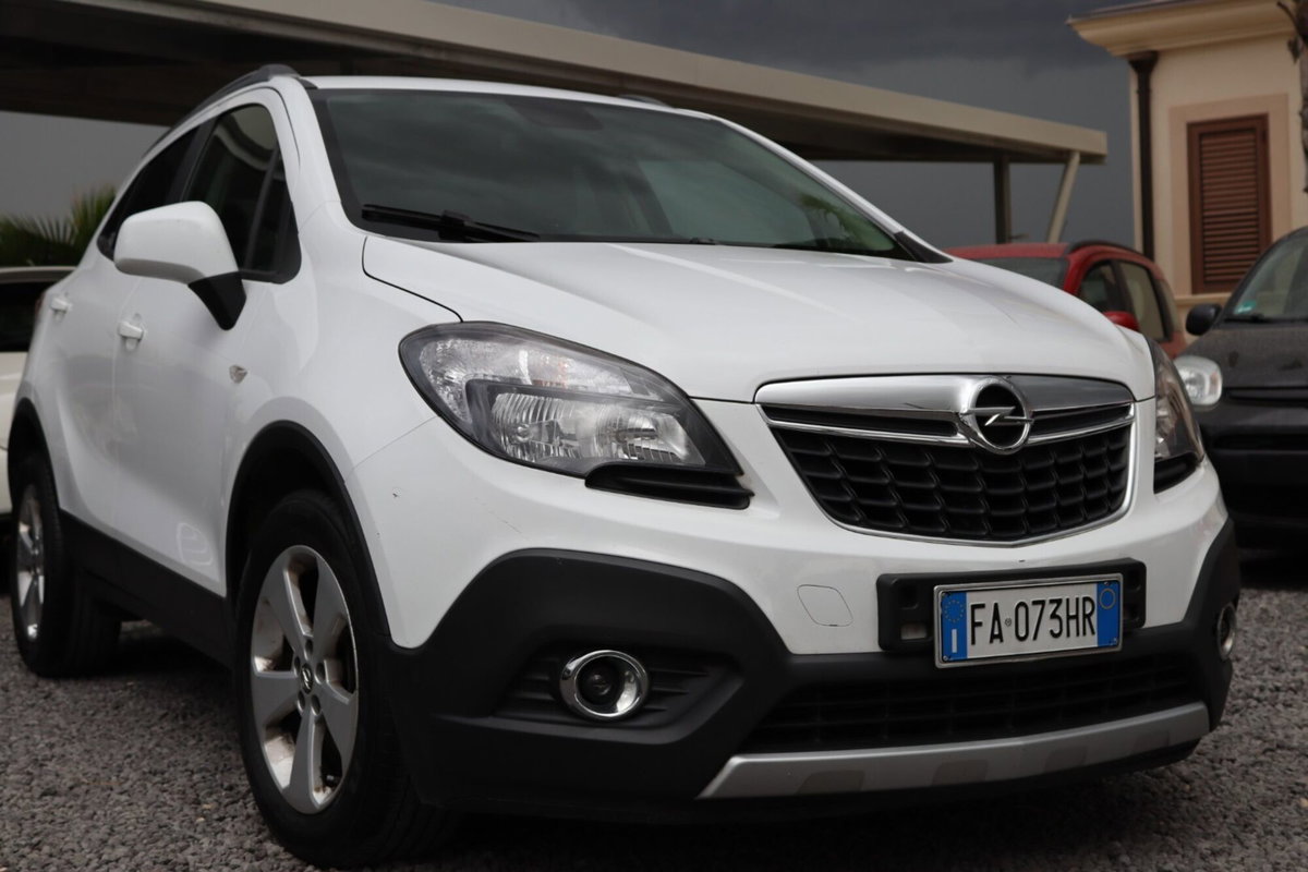 Opel Mokka 1.4 Turbo GPL Tech 140CV 4x2 Cosmo b-Color (2)