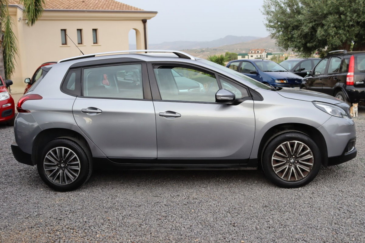 Peugeot 2008 VTi 82CV Active (4)