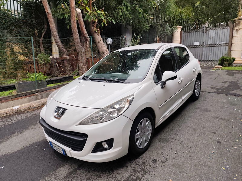 Peugeot 207 HDi 70CV 5p. Access