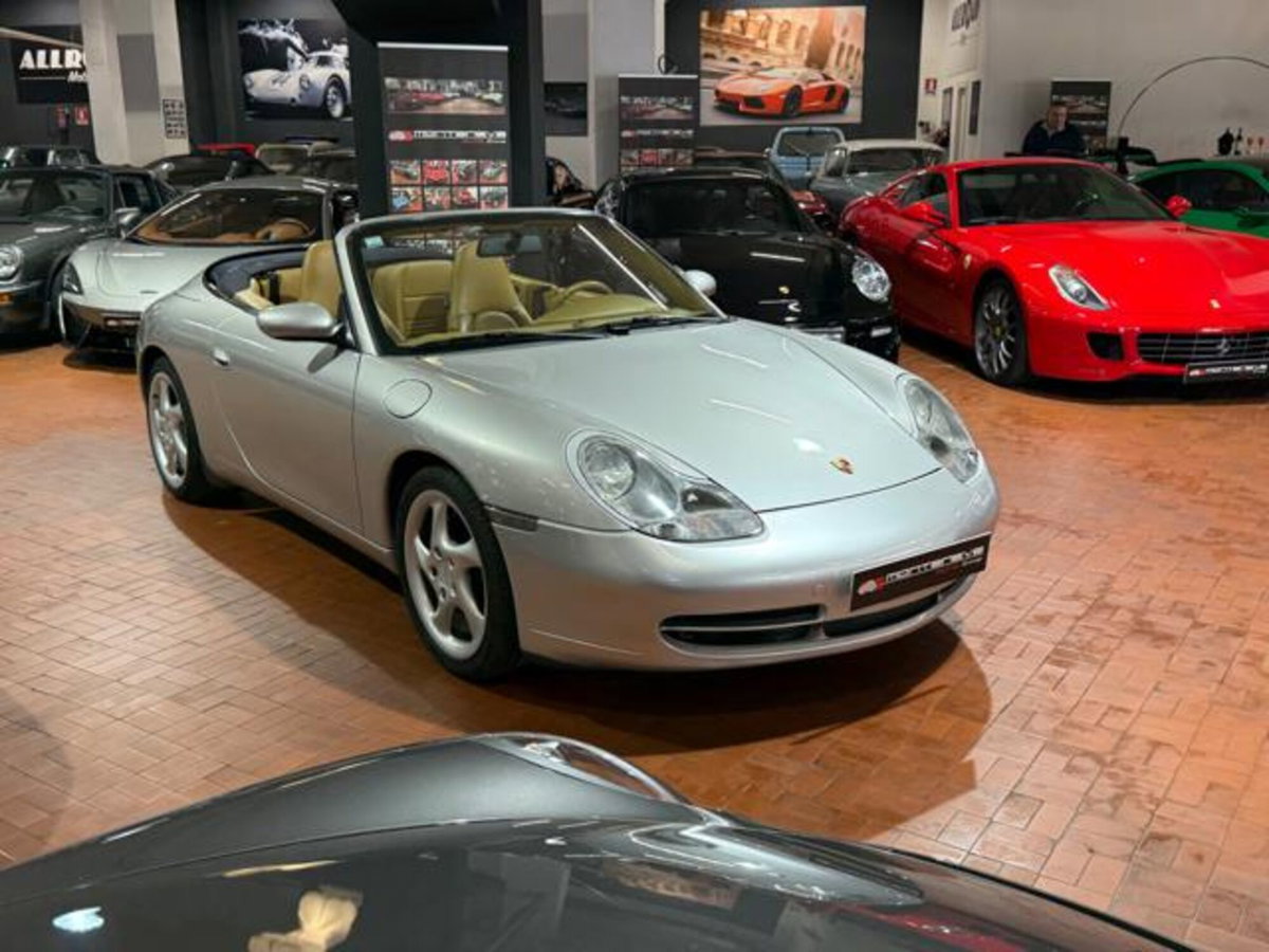 Porsche 911 Cabrio Carrera 4 cat