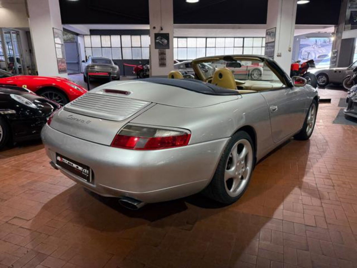 Porsche 911 Cabrio Carrera 4 cat (19)