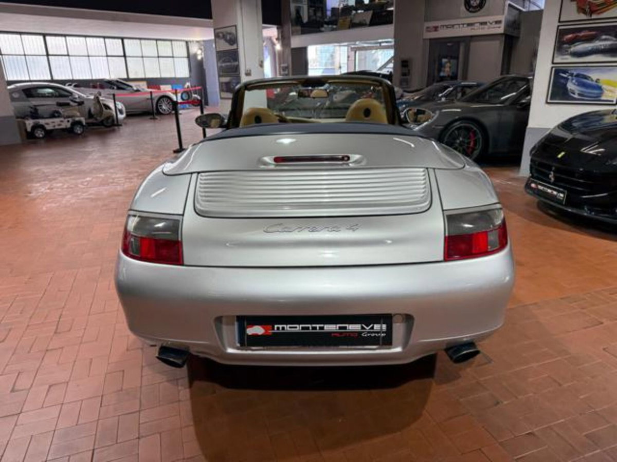Porsche 911 Cabrio Carrera 4 cat (5)