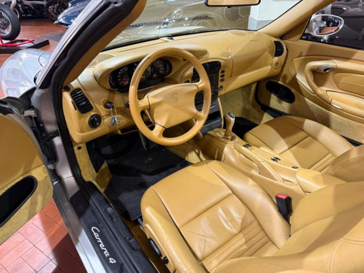 Porsche 911 Cabrio Carrera 4 cat (7)