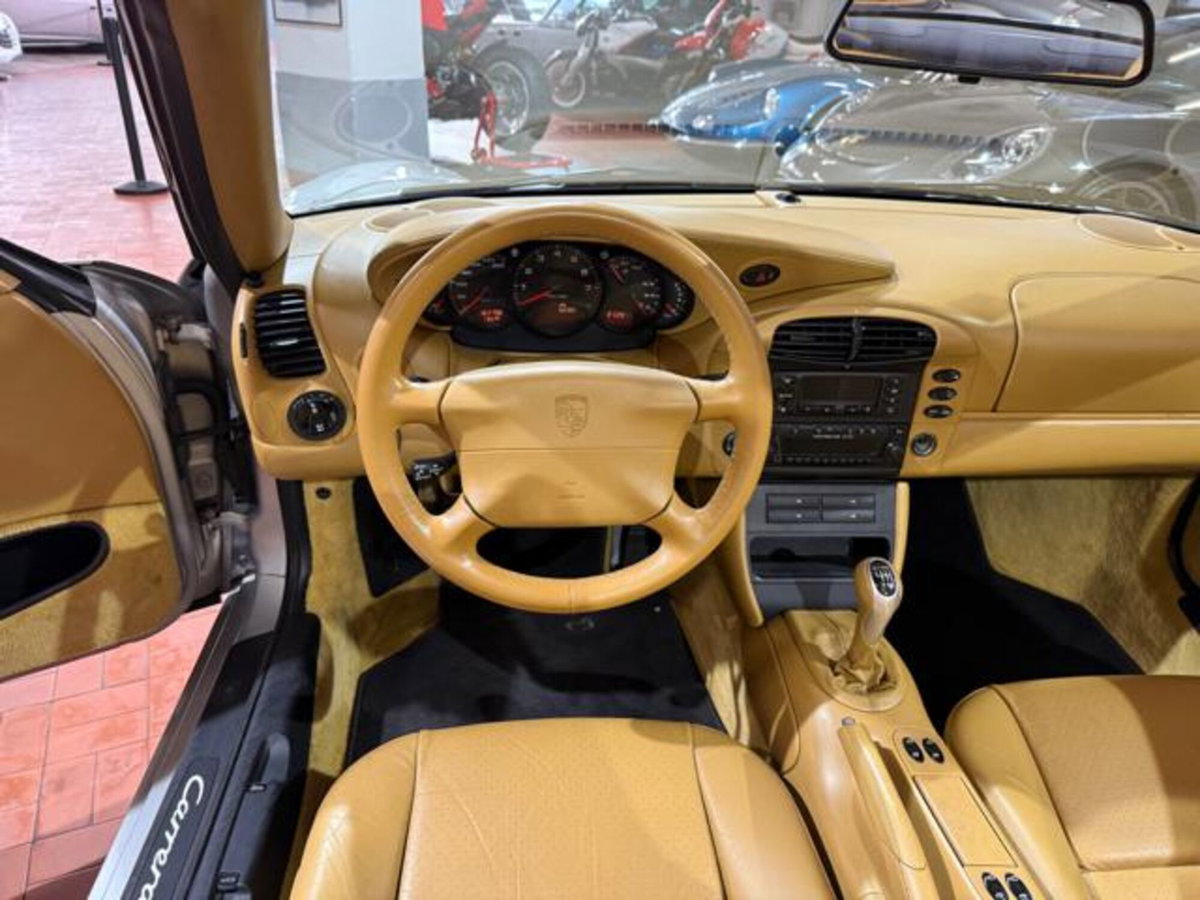 Porsche 911 Cabrio Carrera 4 cat (8)