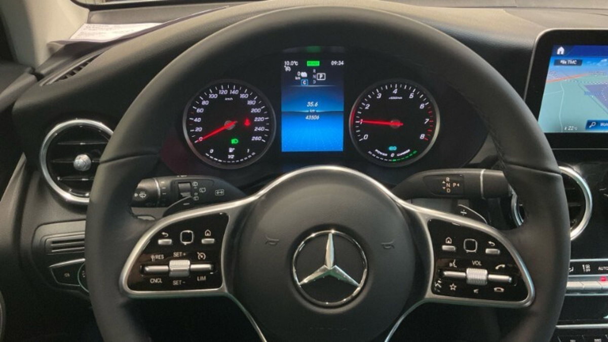 Mercedes-Benz GLC SUV 300 e 4Matic Plug-in hybrid Sport (5)