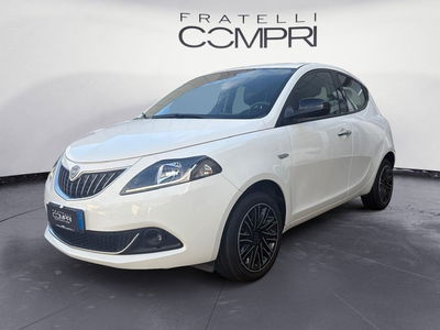 Lancia Ypsilon 1.0 FireFly 5 porte S&S Hybrid Ecochic Gold usata