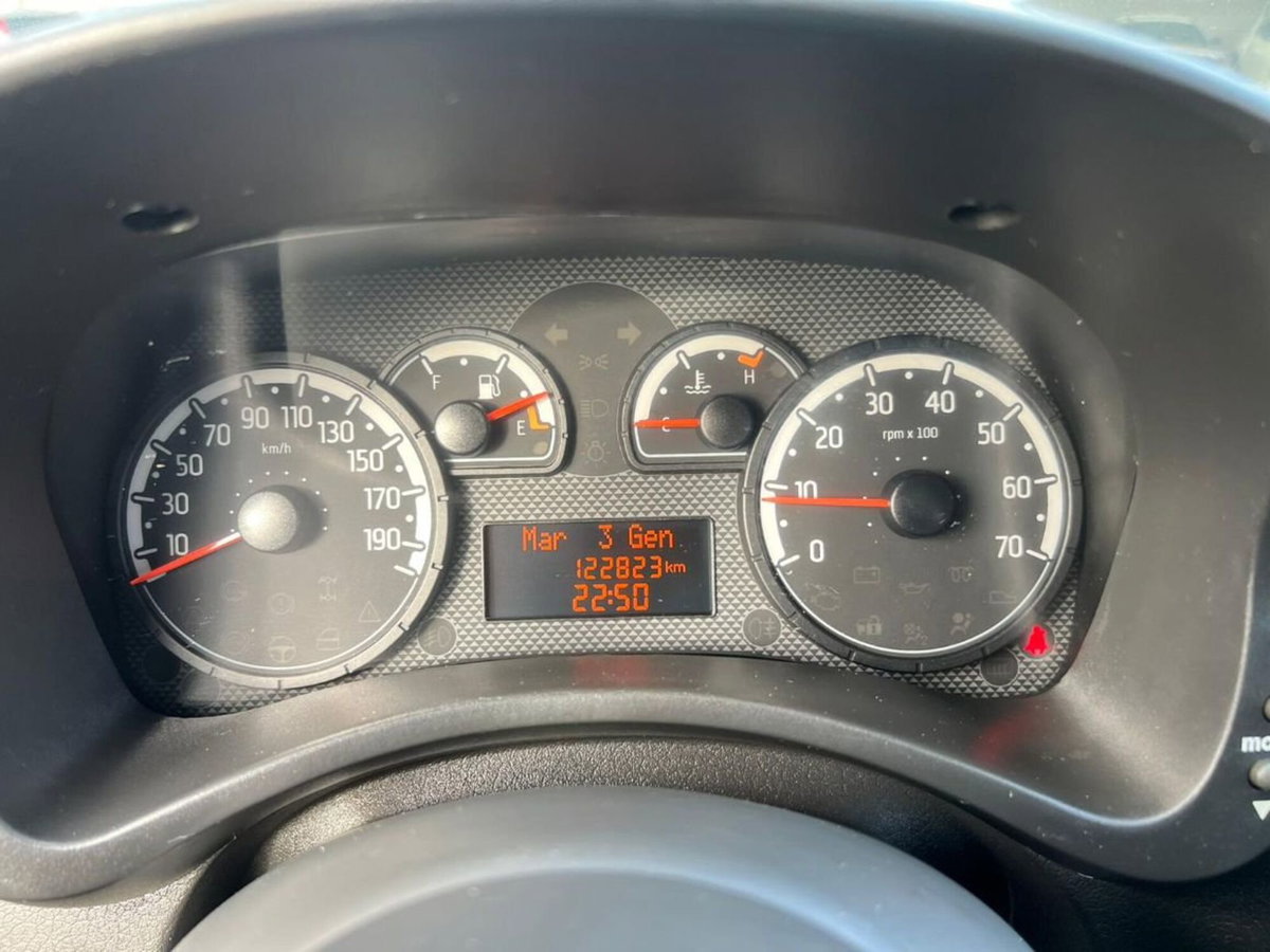 Fiat Panda 1.3 MJT 16V DPF Dynamic (8)