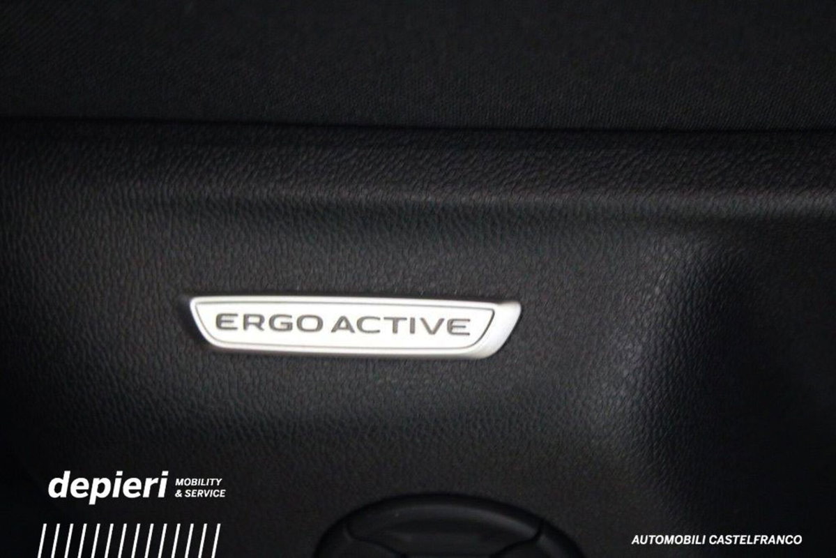 Volkswagen Tiguan Allspace 2.0 tdi R-Line 150cv dsg (14)