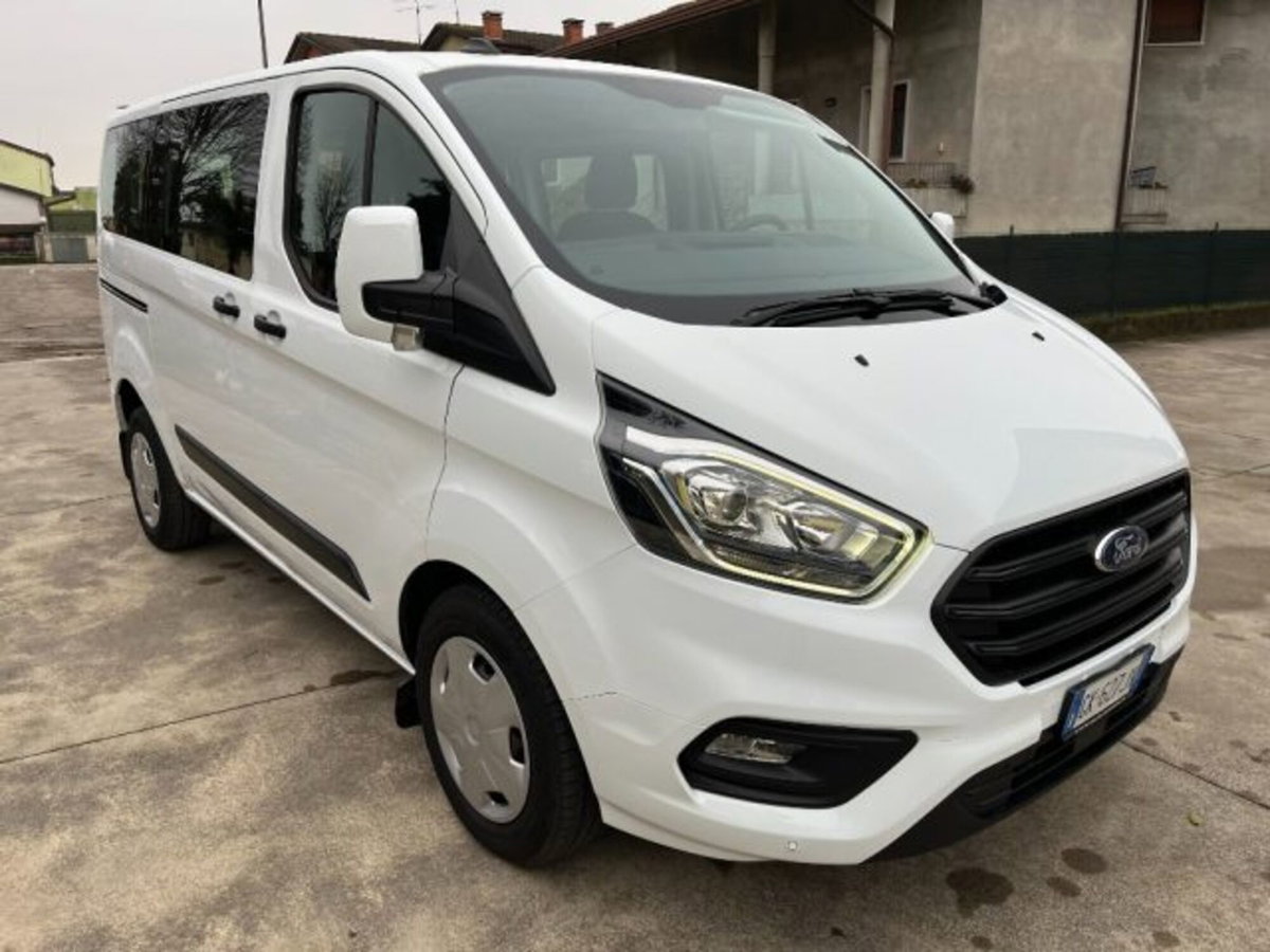 Ford Transit Custom Furgone 320 2.0 EcoBlue 130 PC Combi Trend (3)
