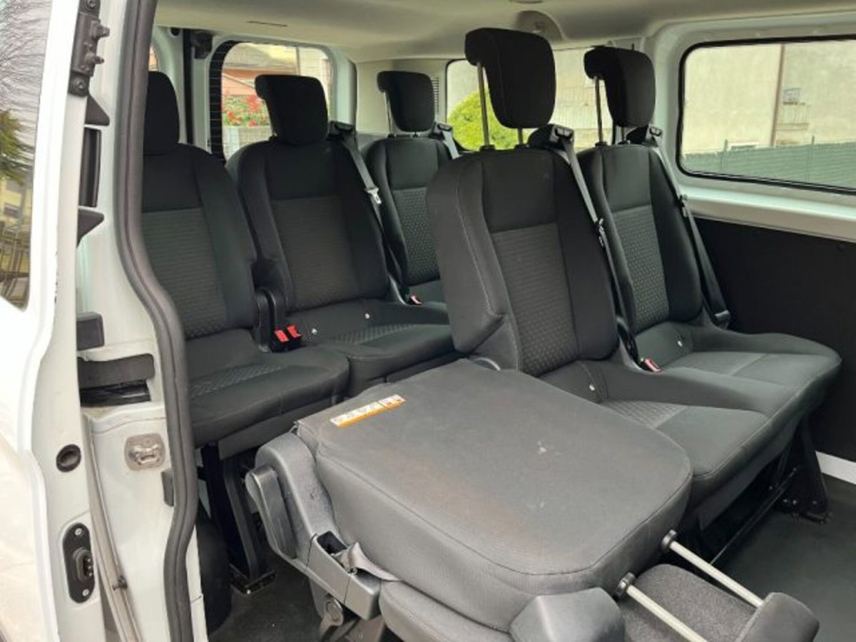 Ford Transit Custom Furgone 320 2.0 EcoBlue 130 PC Combi Trend (8)