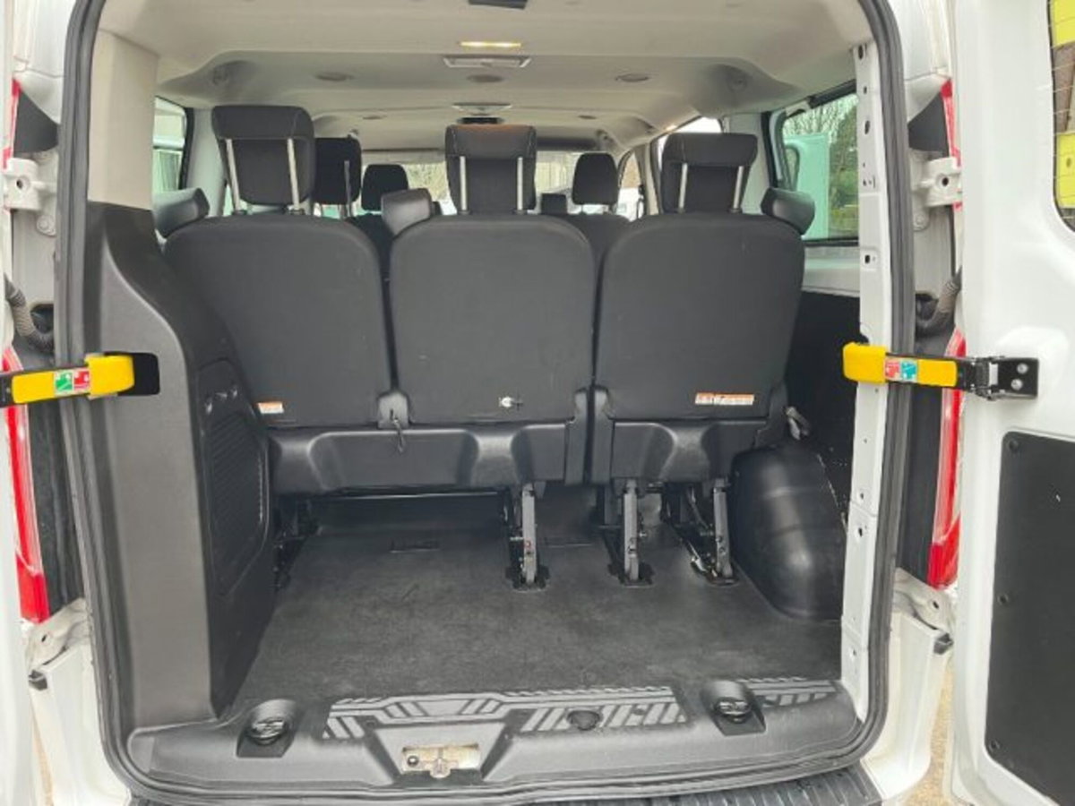 Ford Transit Custom Furgone 320 2.0 EcoBlue 130 PC Combi Trend (9)