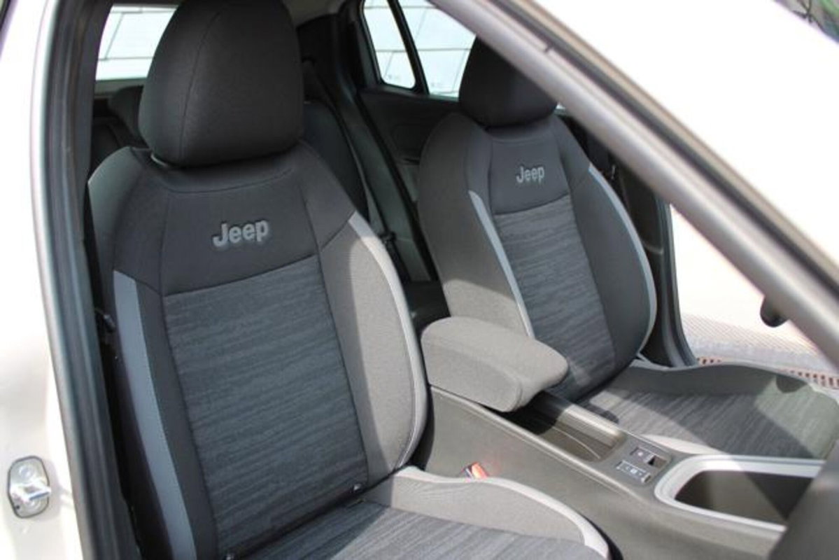 Jeep Avenger 1.2 turbo Longitude fwd 100cv (17)