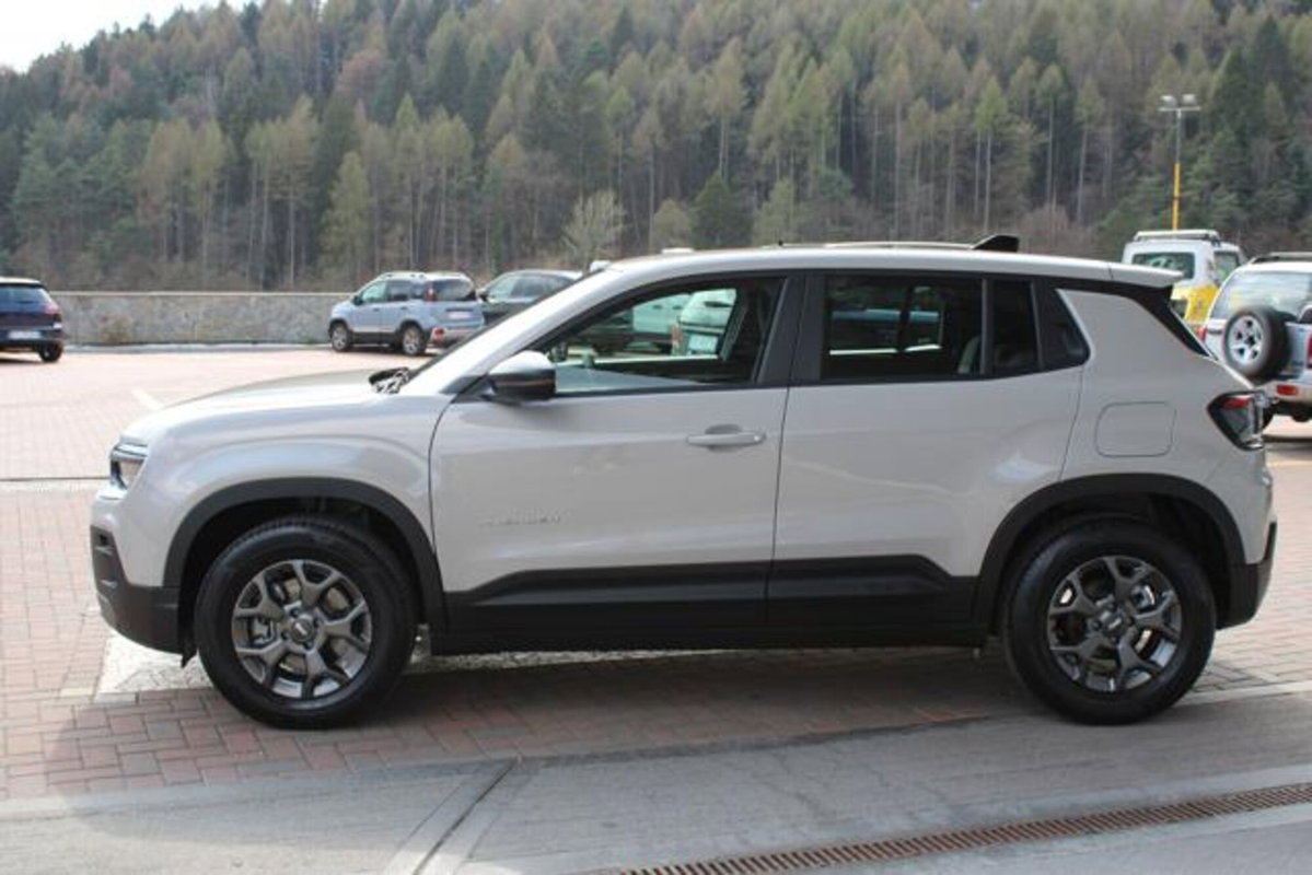 Jeep Avenger 1.2 turbo Longitude fwd 100cv (5)