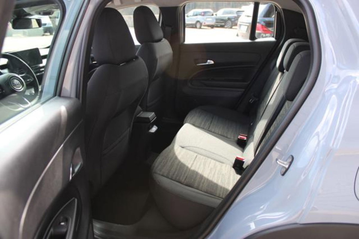 Jeep Avenger 1.2 turbo Longitude fwd 100cv (11)