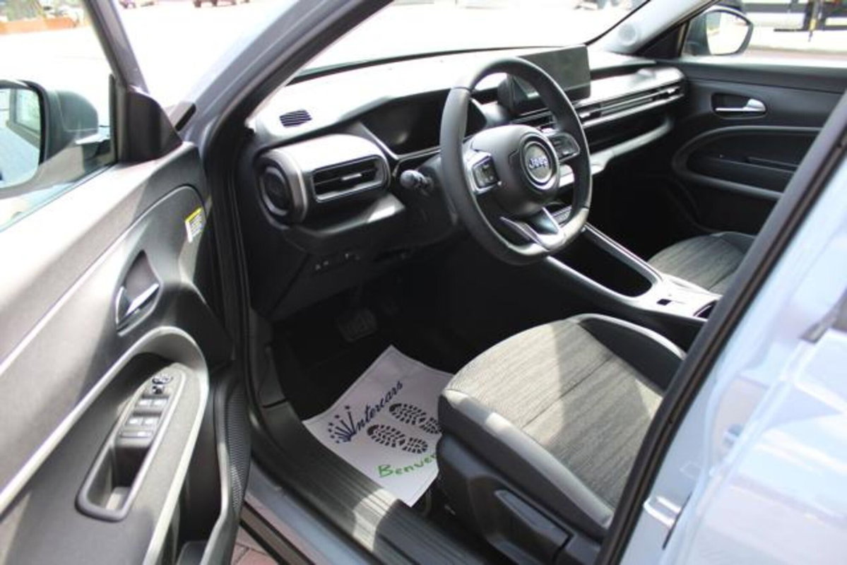Jeep Avenger 1.2 turbo Longitude fwd 100cv (8)