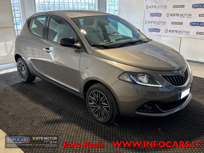 Lancia Ypsilon 1.0 FireFly 5 porte S&S Hybrid Gold Plus