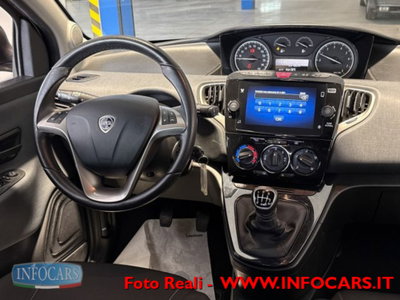 Lancia Ypsilon 1.0 FireFly 5 porte S&S Hybrid Gold Plus (10)