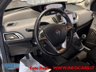 Lancia Ypsilon 1.0 FireFly 5 porte S&S Hybrid Gold Plus (9)