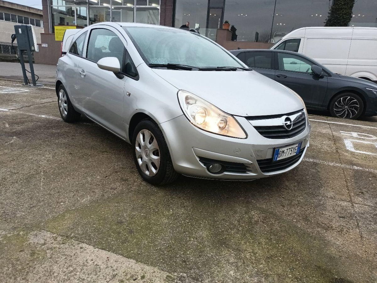 Opel Corsa 1.3 CDTI 75CV 3 porte Enjoy (2)