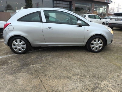 Opel Corsa 1.3 CDTI 75CV 3 porte Enjoy (3)