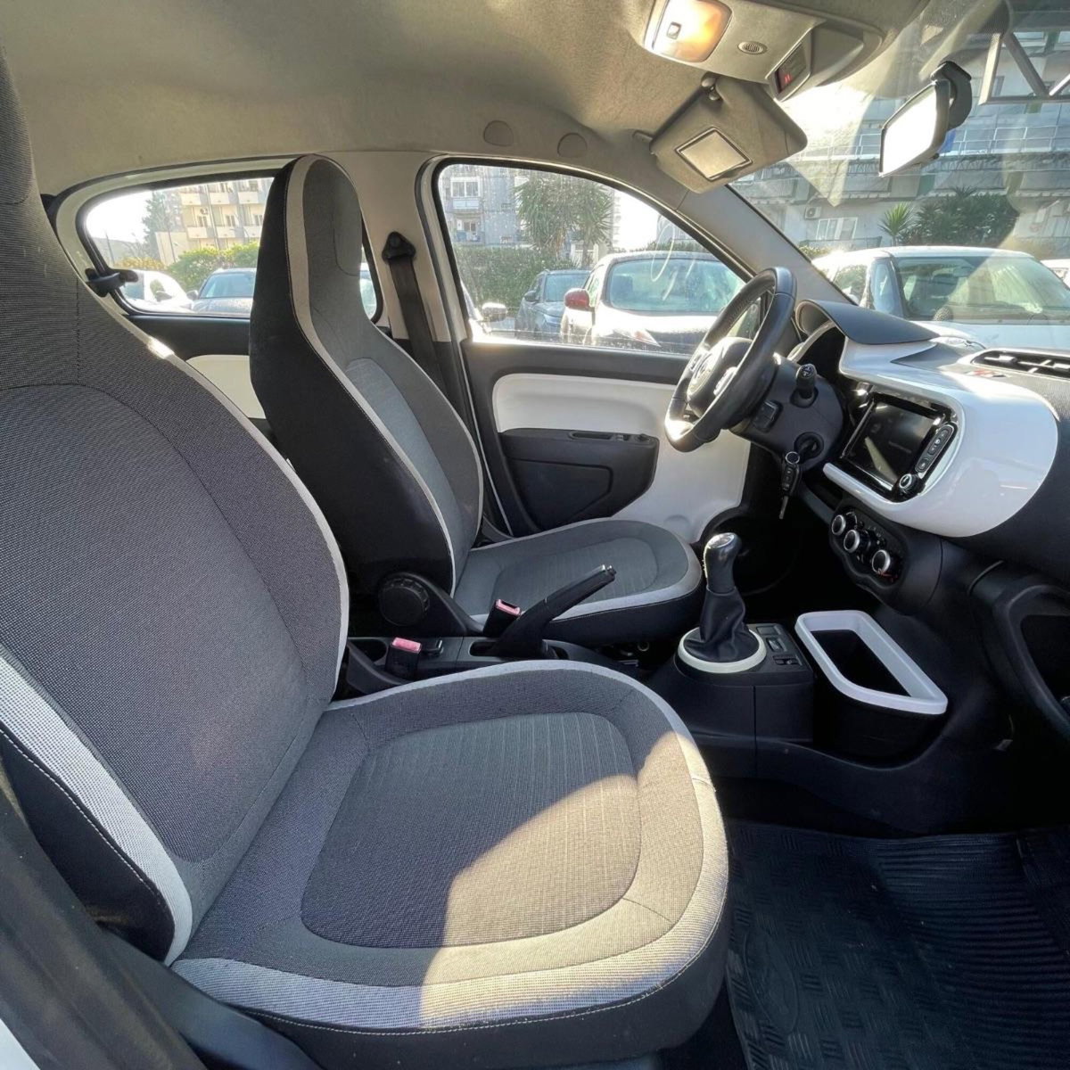 Renault Twingo SCe Lovely (5)