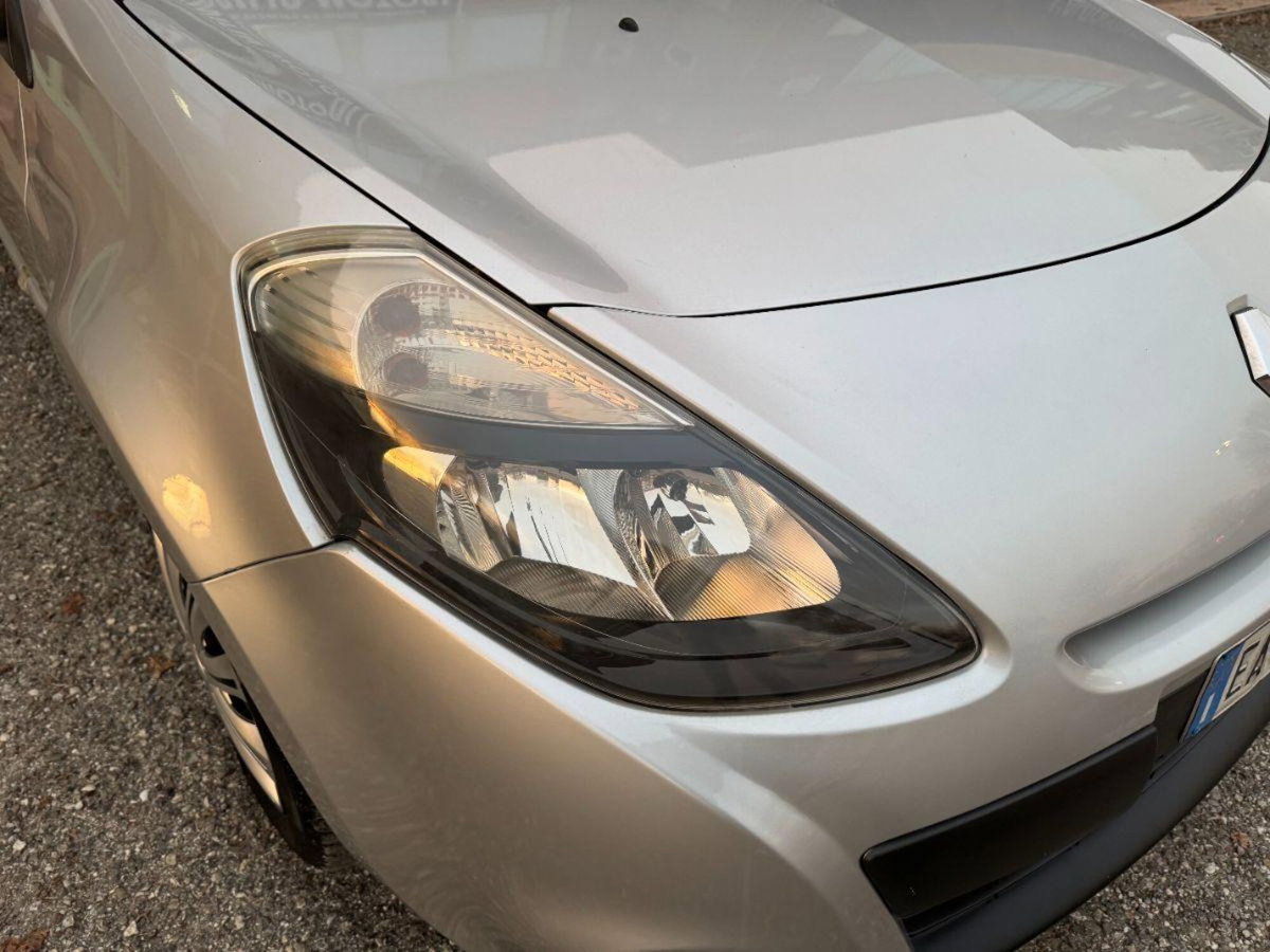 Renault Clio 1.2 16V 5 porte GPL Dynamique (18)